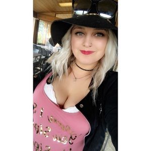 Meet your Posher, Kaley